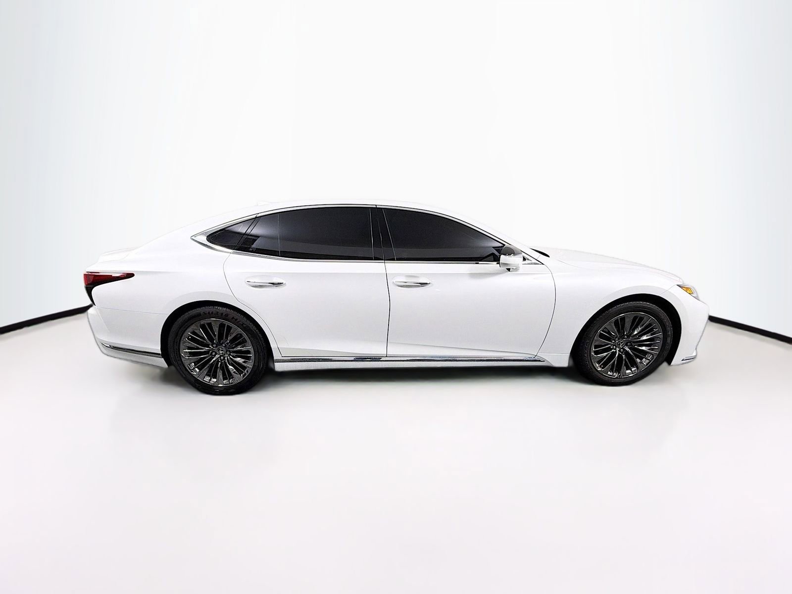 Used 2021 Lexus LS 500 RWD image 8