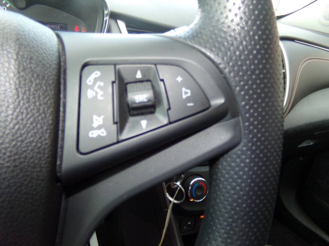 Used 2018 Chevrolet Trax LS FWD image 51