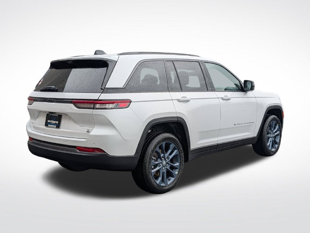 New 2026 Jeep Grand Cherokee Limited AWD/4WD image 2
