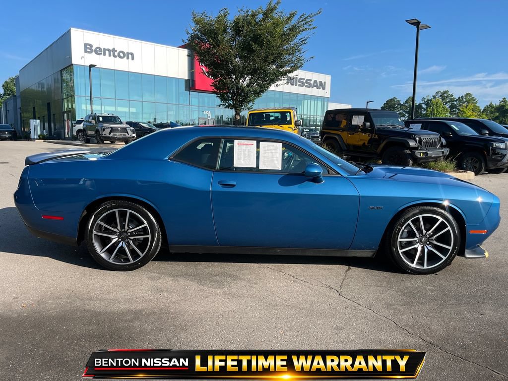 Used 2023 Dodge Challenger R/T RWD image 10