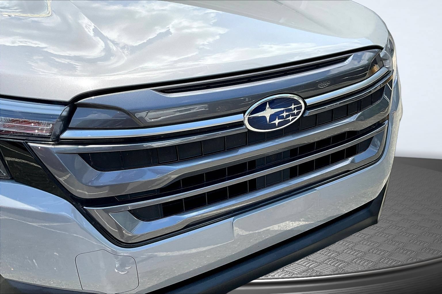 Used 2025 Subaru Forester Premium AWD/4WD image 34