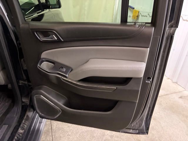 Used 2015 Chevrolet Suburban LT AWD/4WD image 18
