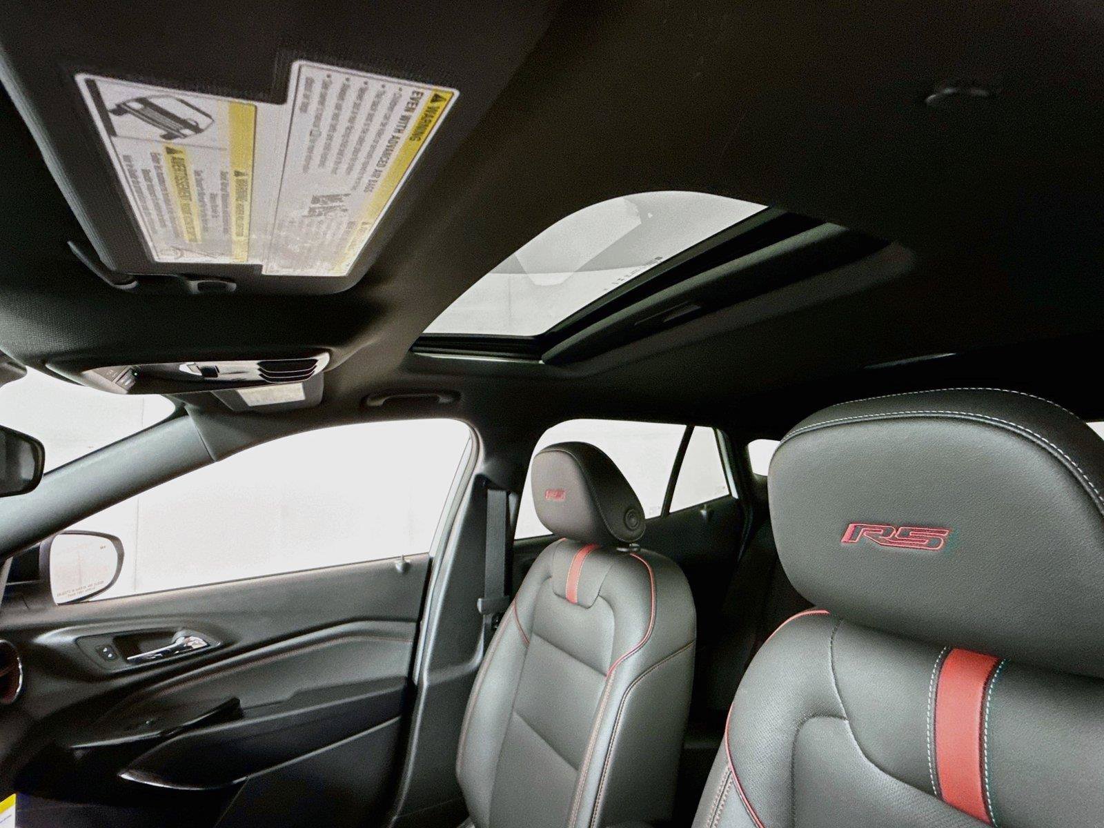 New 2026 Chevrolet Trax RS w/ Sunroof Package FWD image 15