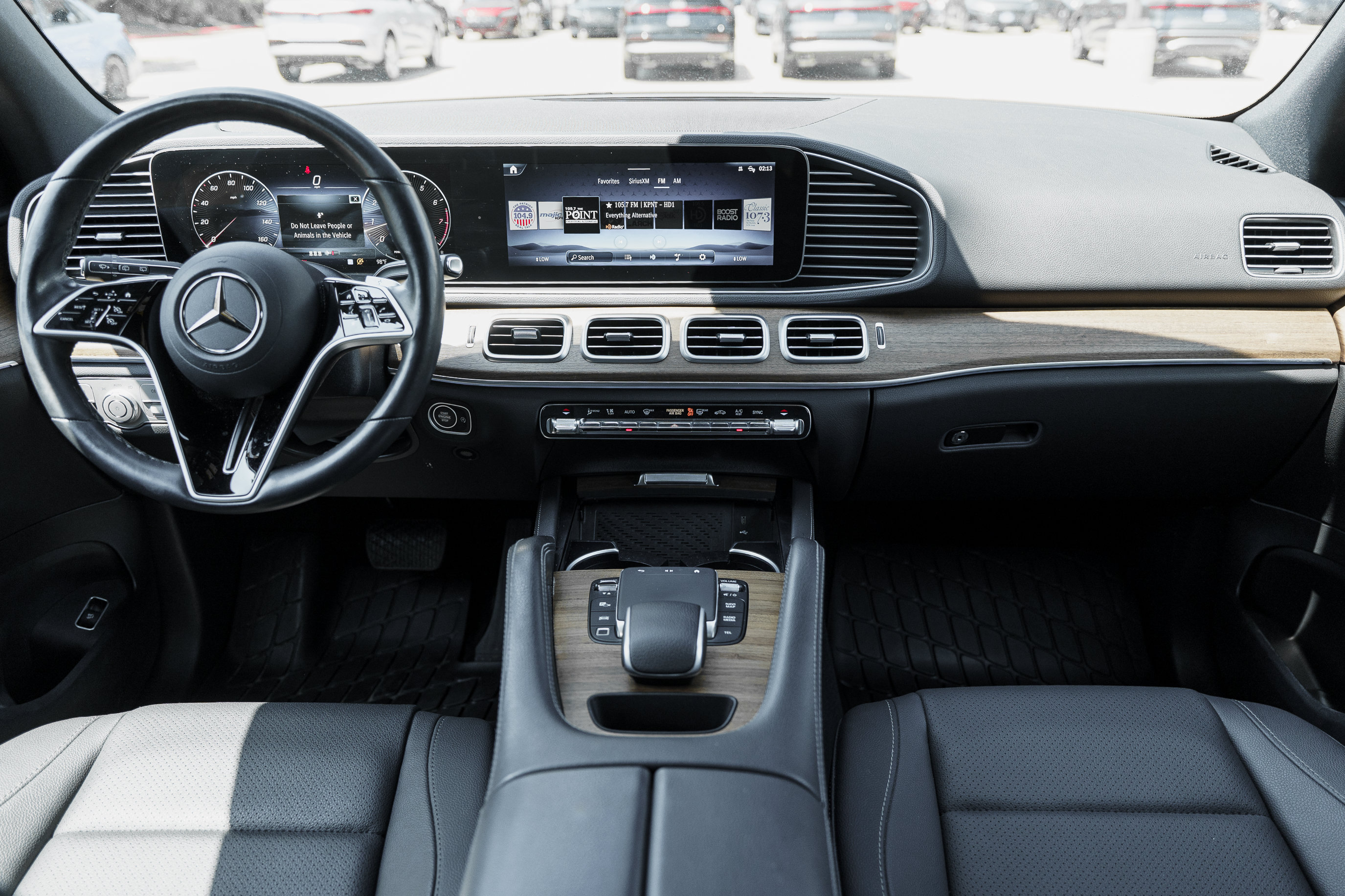 Used 2025 Mercedes-Benz GLE 450 4MATIC image 8