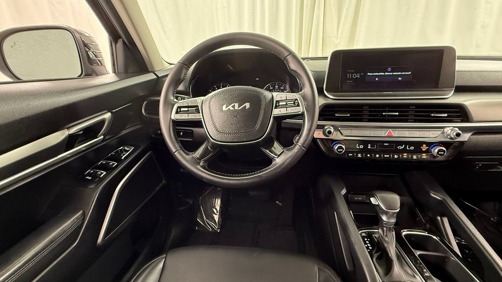Used 2022 Kia Telluride LX AWD/4WD image 10