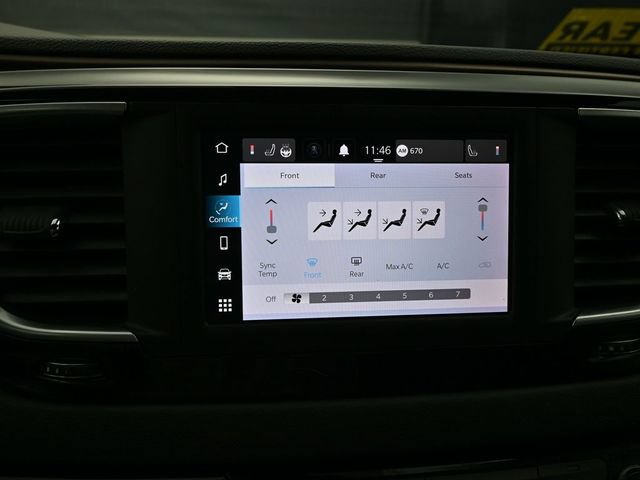 Used 2023 Chrysler Voyager LX FWD image 24