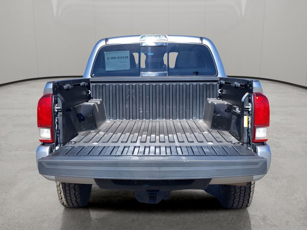 Used 2023 Toyota Tacoma SR5 w/ Technology Package image 30