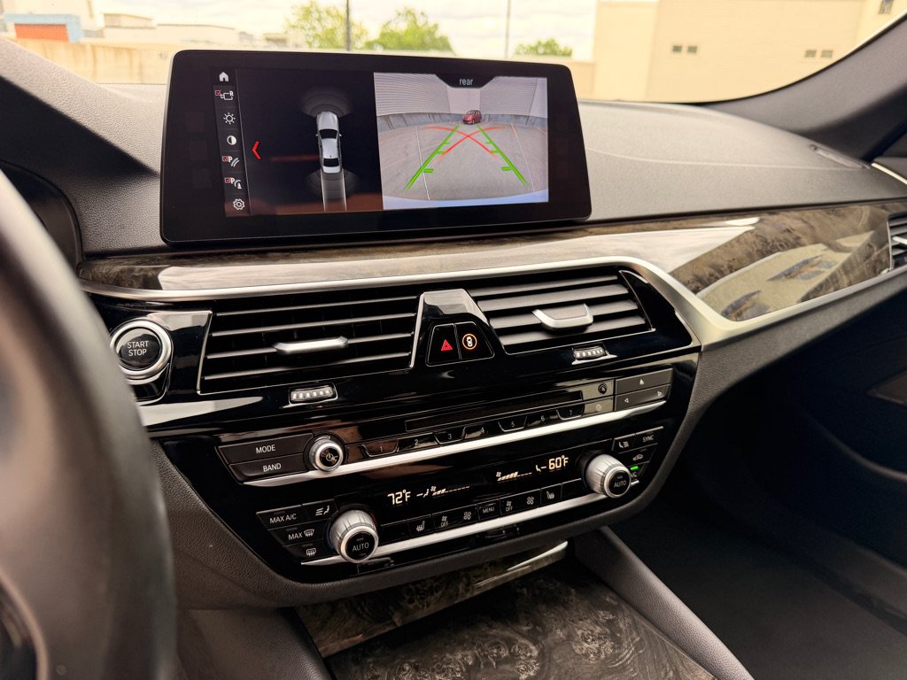 Used 2018 BMW 530e xDrive AWD/4WD image 12