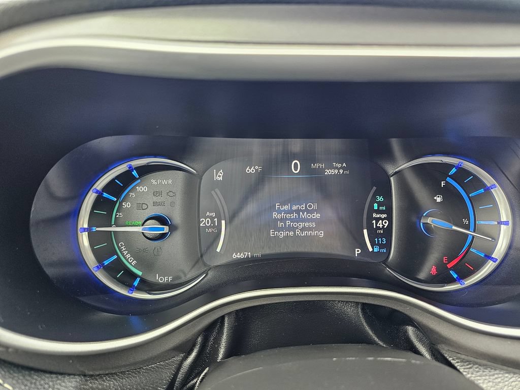 Used 2023 Chrysler Pacifica Touring-L FWD image 24