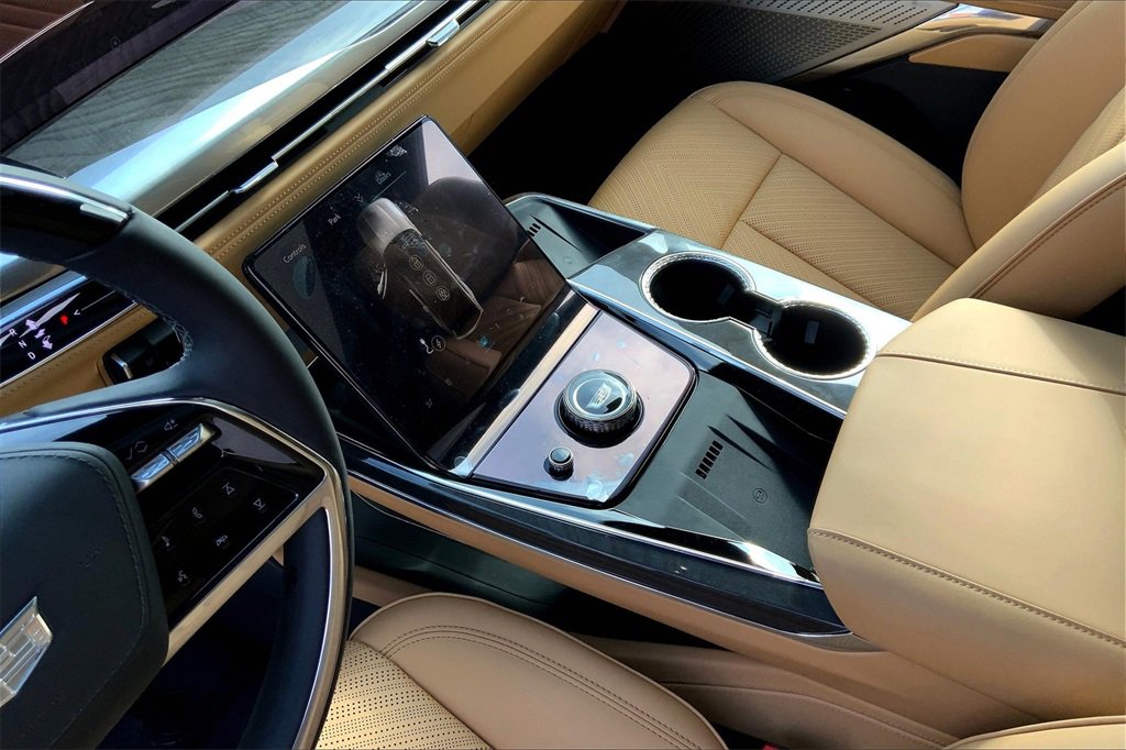 New 2025 Cadillac Escalade IQ Luxury 2 image 10