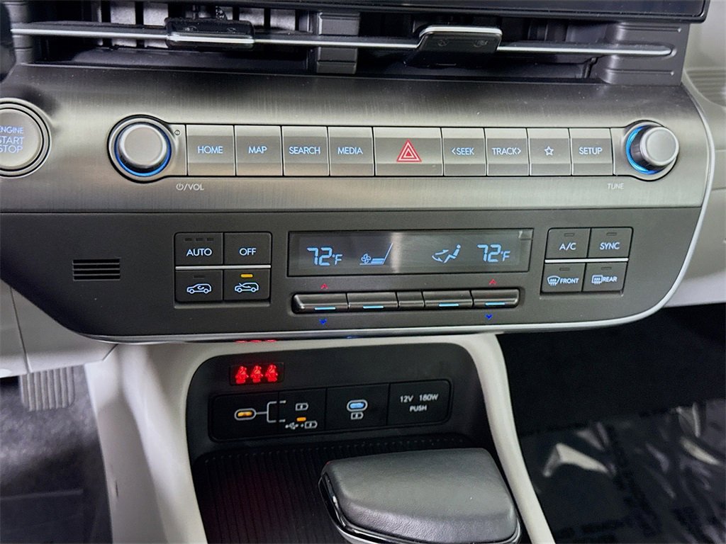 Certified 2024 Hyundai Kona SEL image 10