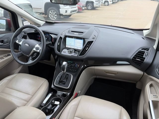 Used 2017 Ford C-MAX Titanium w/ Equipment Group 301A FWD image 21