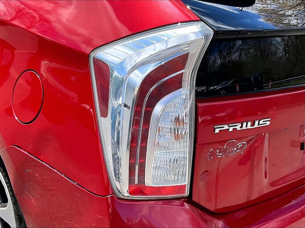 Used 2015 Toyota Prius Three image 27