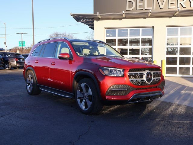 Used 2022 Mercedes-Benz GLS 450 4MATIC image 3