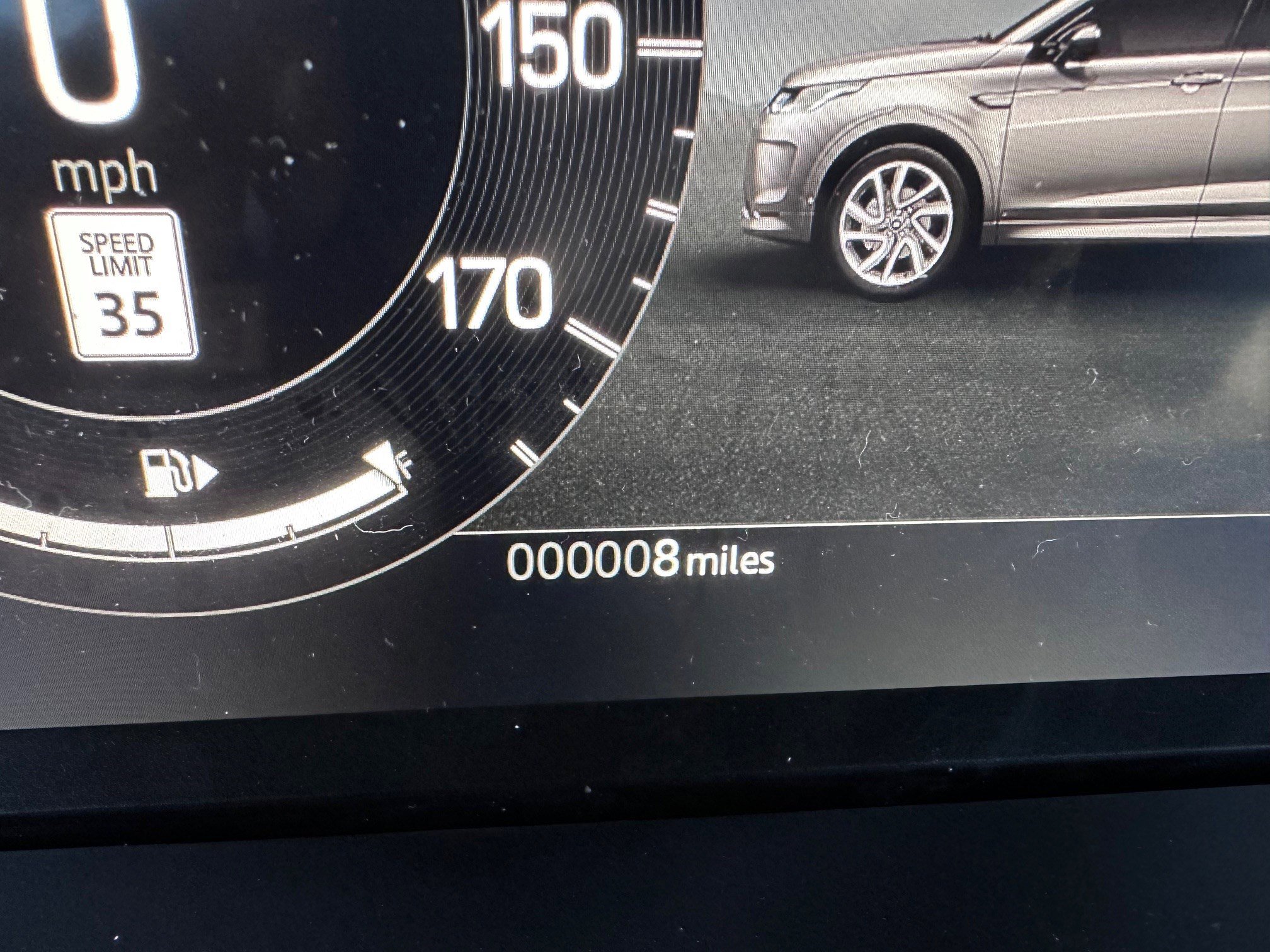 New 2026 Land Rover Discovery Sport Landmark image 9