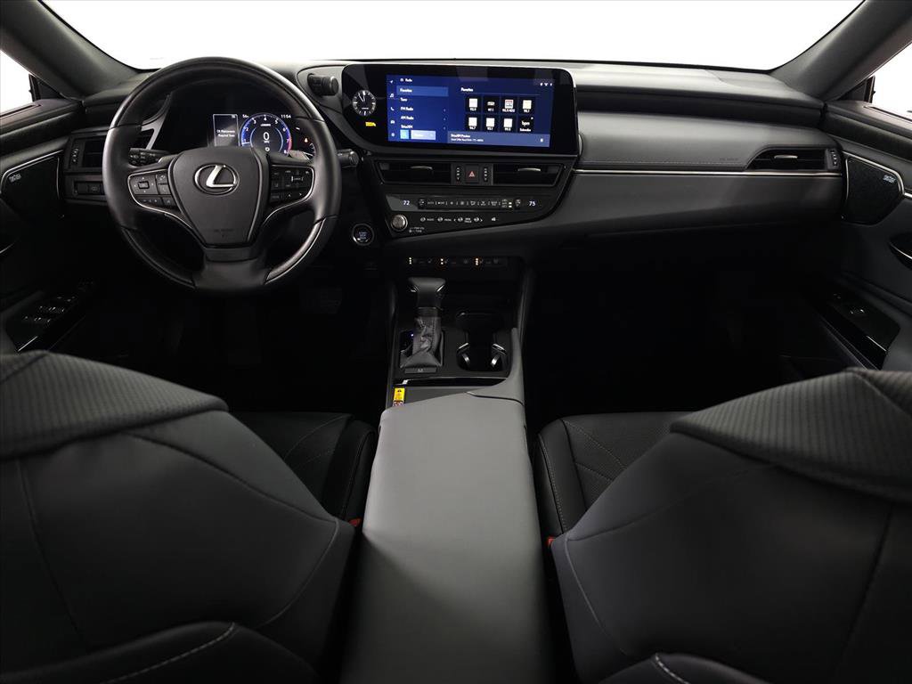 Used 2025 Lexus ES 350 w/ Luxury Package image 13