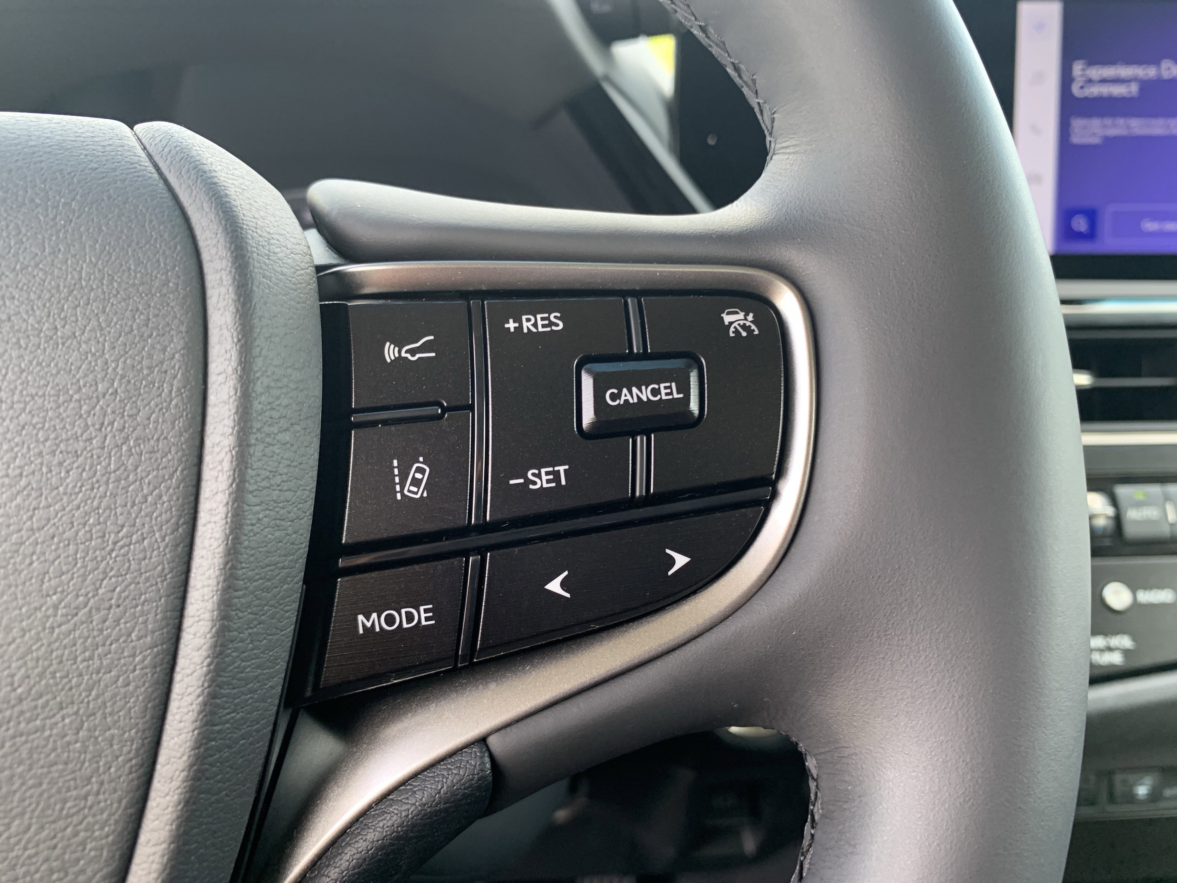Certified 2024 Lexus ES 350 w/ Premium Package image 20