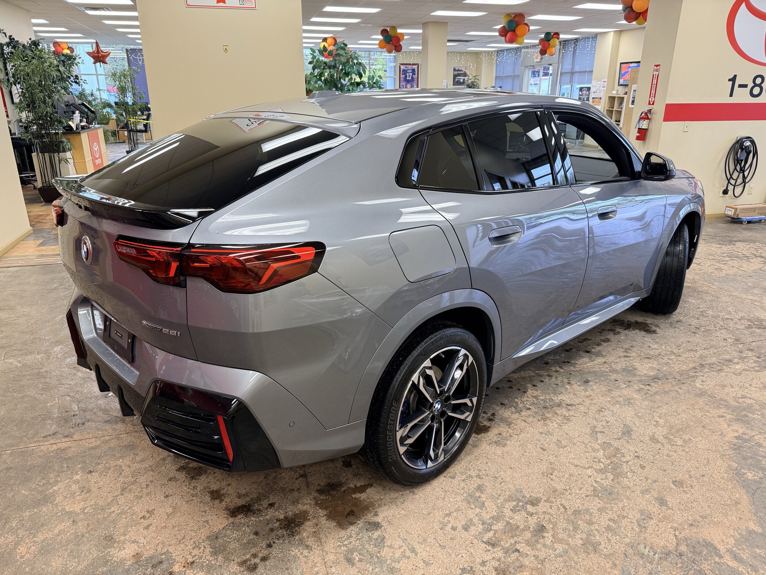 Used 2026 BMW X2 xDrive28i w/ M Sport Package AWD/4WD image 16