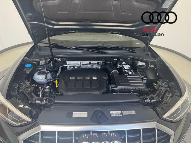 Used 2025 Audi Q3 2.0T Premium w/ Convenience Package AWD/4WD image 4