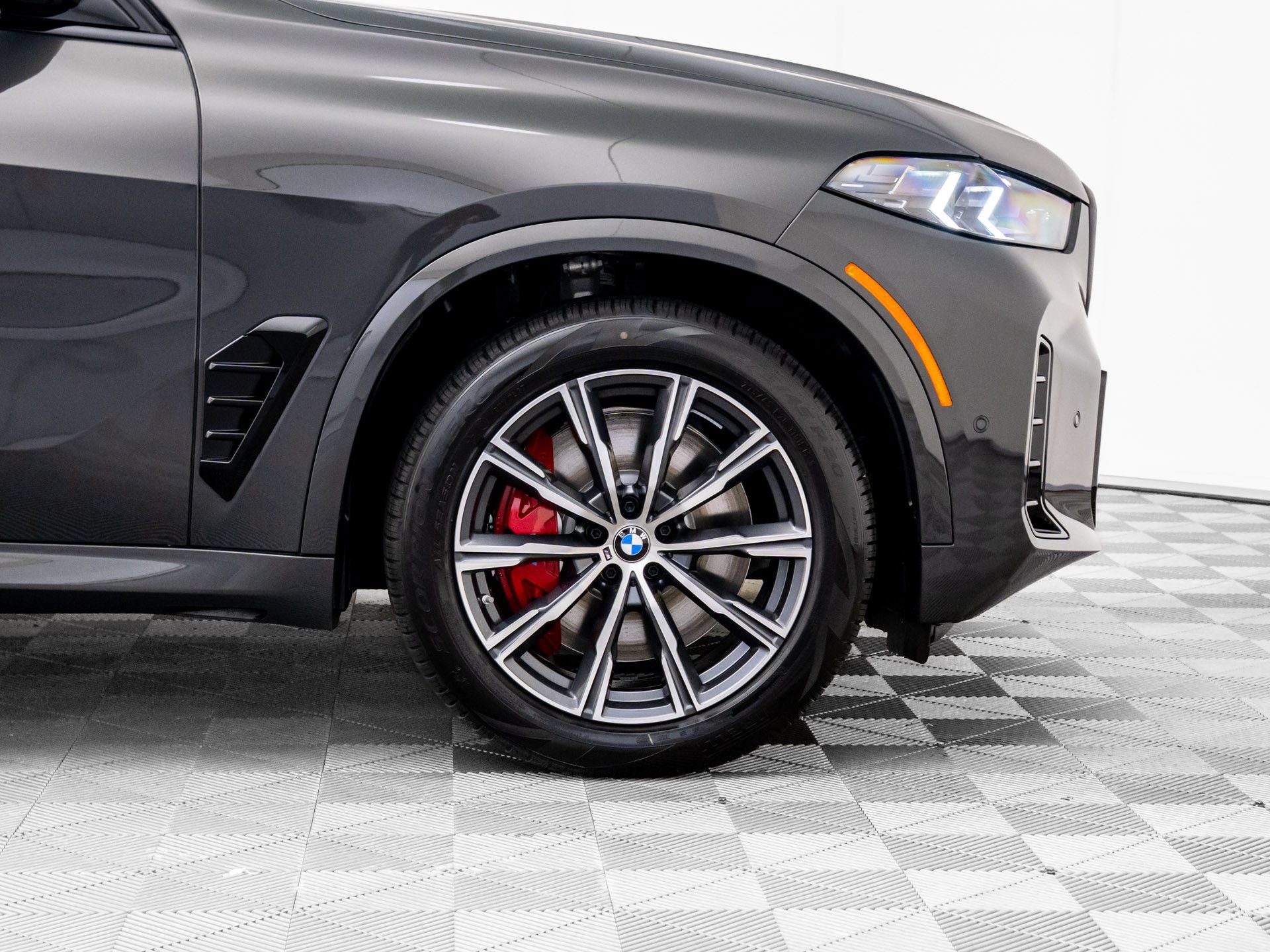 Used 2026 BMW X5 M60i w/ Executive Package AWD/4WD image 37