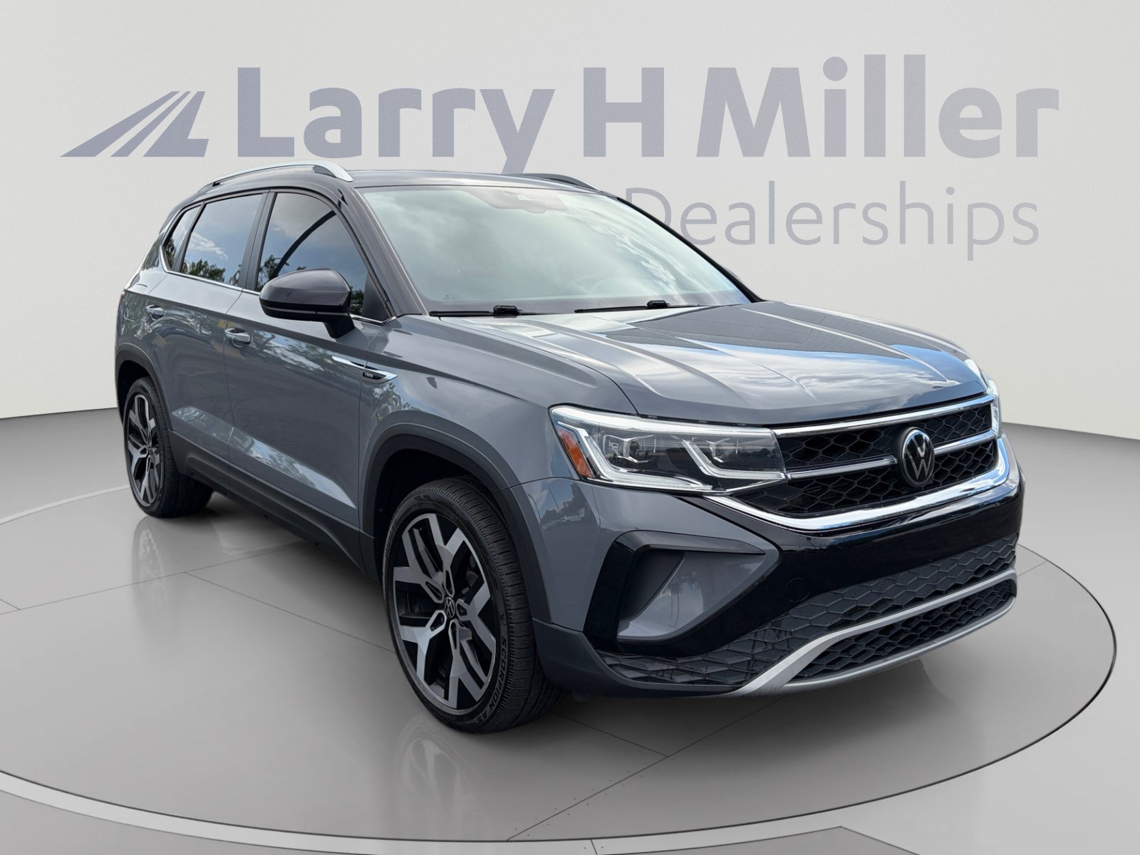 Certified 2023 Volkswagen Taos SEL AWD/4WD image 8