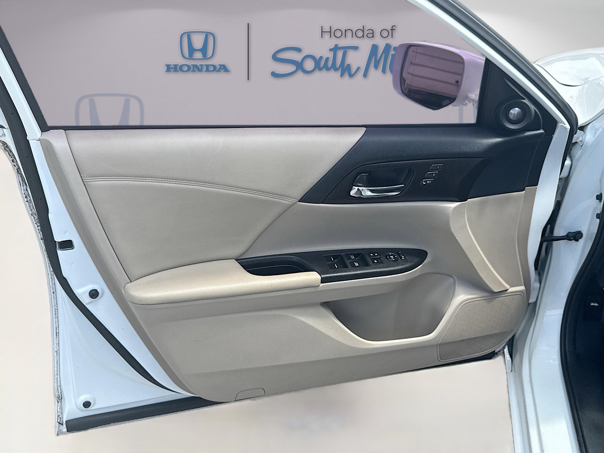 Used 2015 Honda Accord EX-L image 20