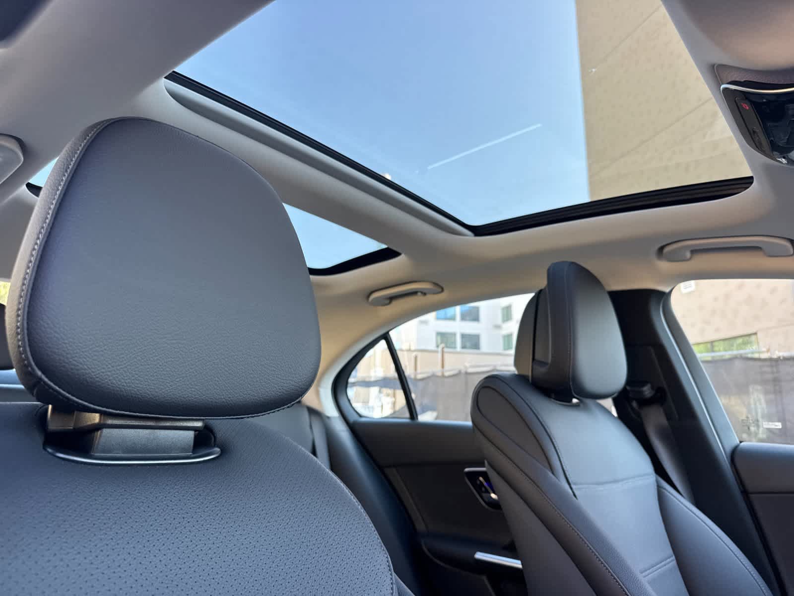 New 2026 Mercedes-Benz C 300 4MATIC Sedan image 15