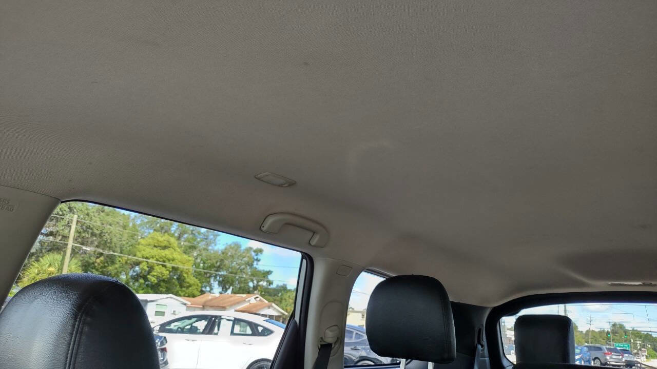 Used 2017 Nissan Pathfinder S image 27