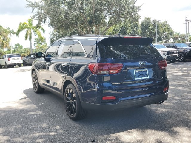 Used 2020 Kia Sorento S FWD image 3