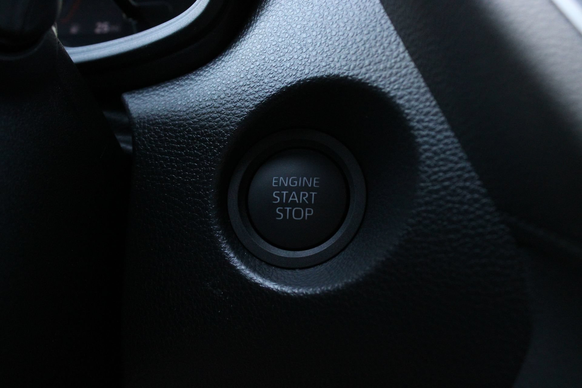 New 2026 Toyota Corolla Cross LE AWD/4WD image 34