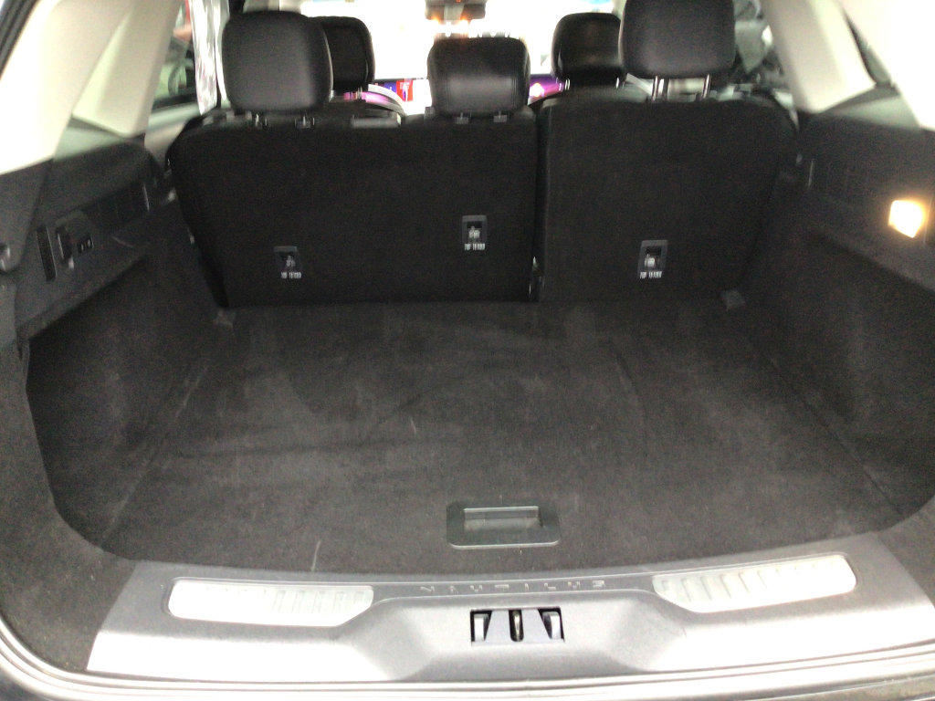 Used 2024 Lincoln Nautilus Reserve image 15