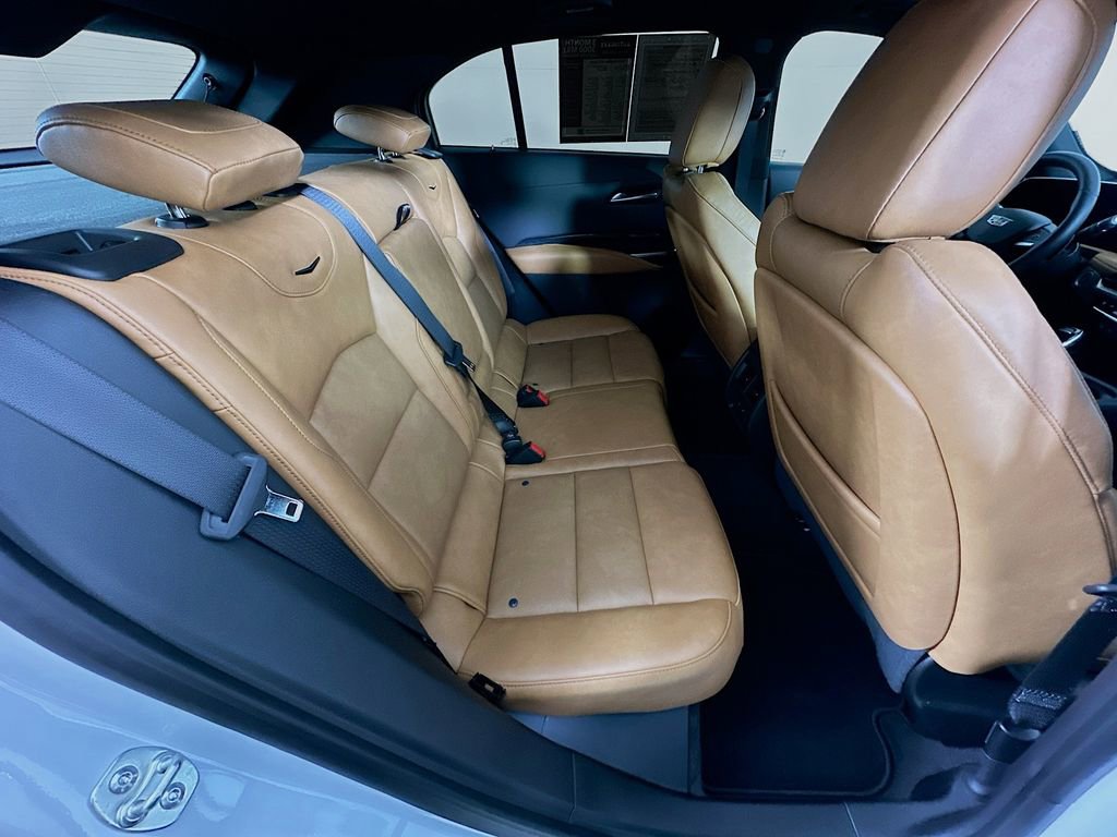 Used 2025 Cadillac XT4 Sport image 11