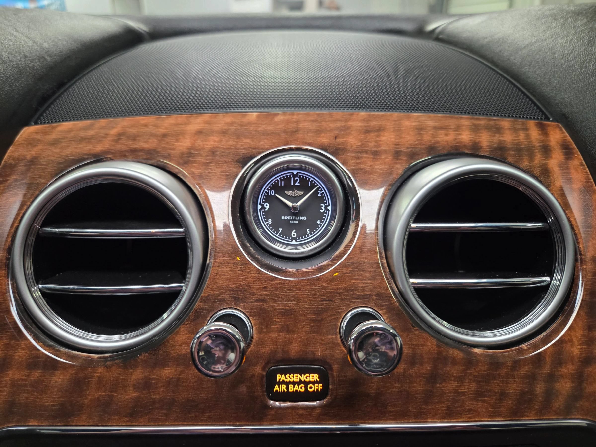Used 2018 Bentley Flying Spur V8 AWD/4WD image 31