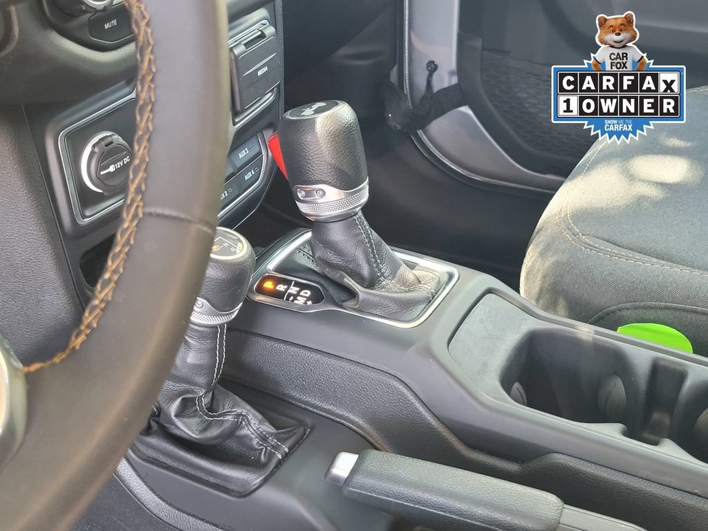 Used 2024 Jeep Wrangler Unlimited Sahara AWD/4WD image 19