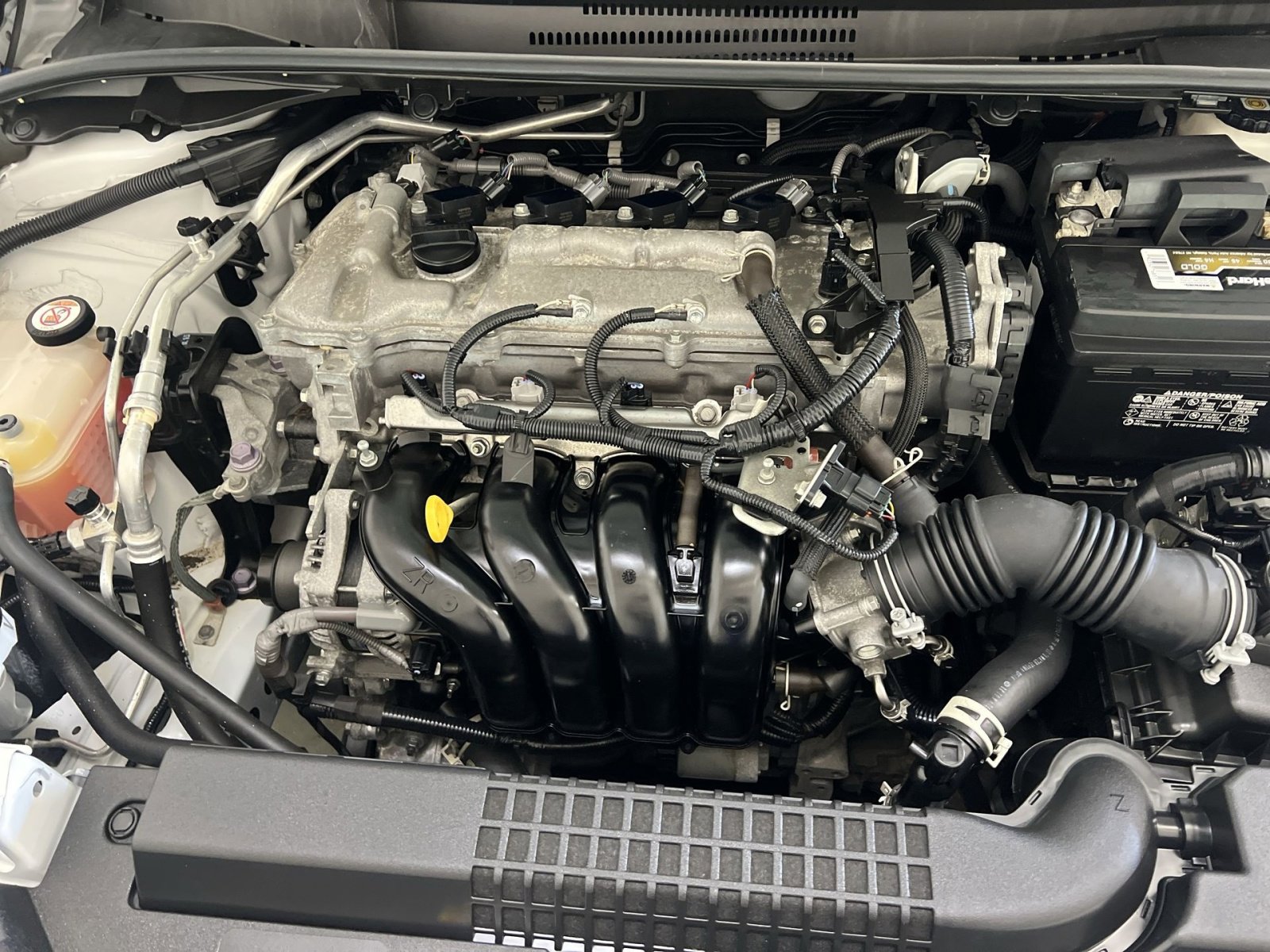 Used 2022 Toyota Corolla LE image 25