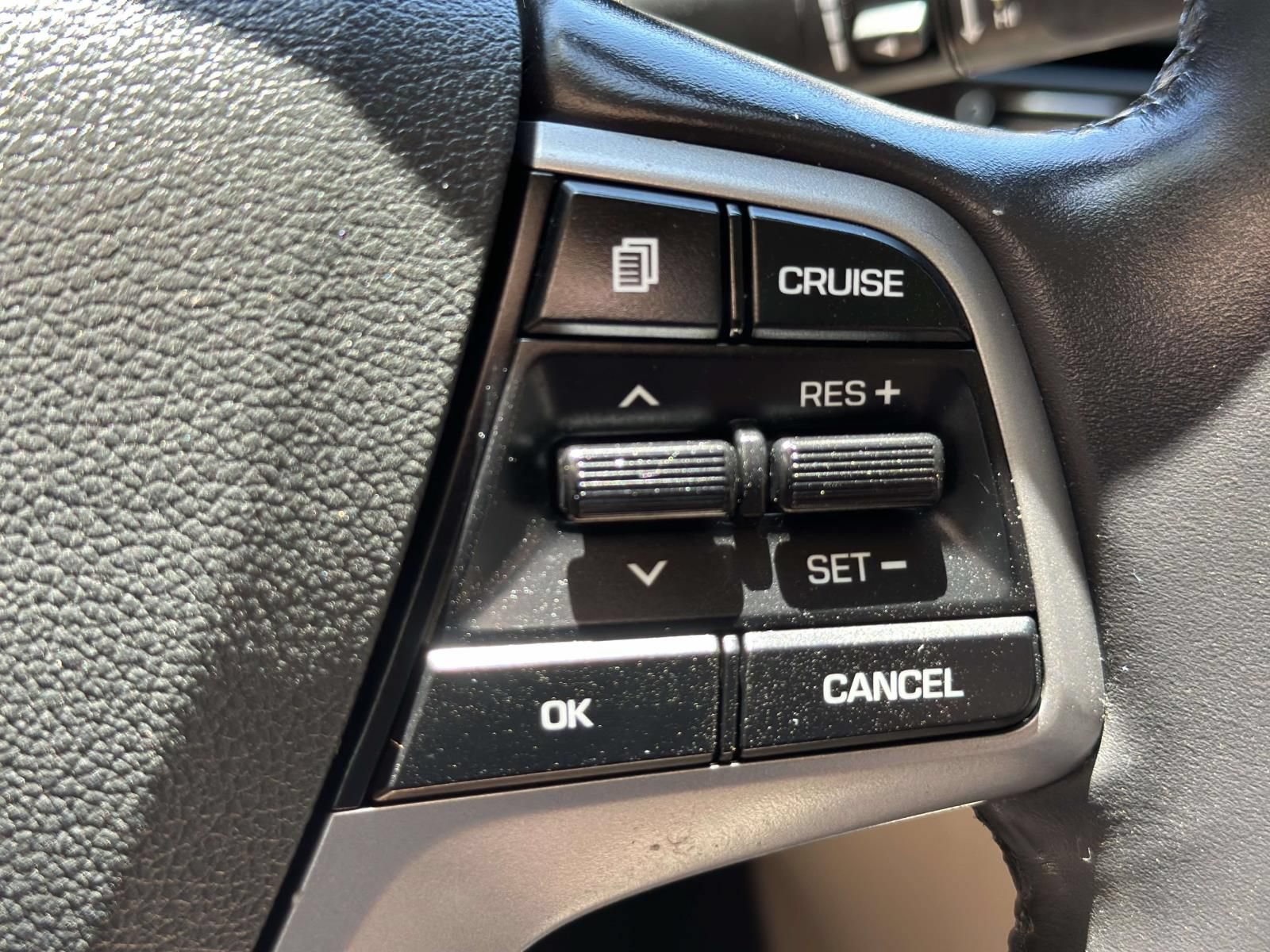 Used 2017 Hyundai Elantra Value Edition FWD image 15