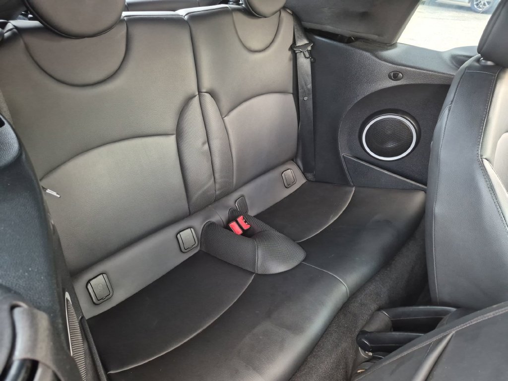 Used 2014 MINI Cooper Convertible FWD image 33