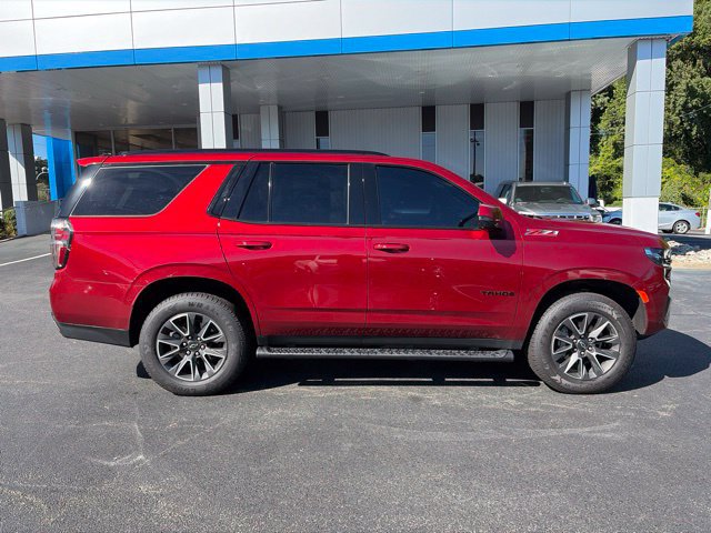 Used 2023 Chevrolet Tahoe Z71 w/ Luxury Package AWD/4WD image 18