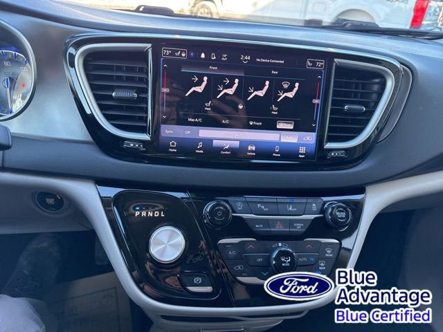 Used 2024 Chrysler Pacifica Touring-L image 25