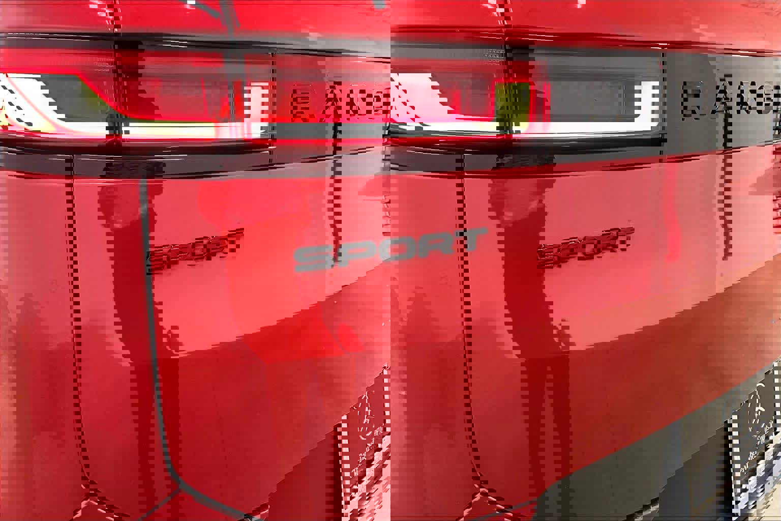 Used 2023 Land Rover Range Rover Sport SE image 31