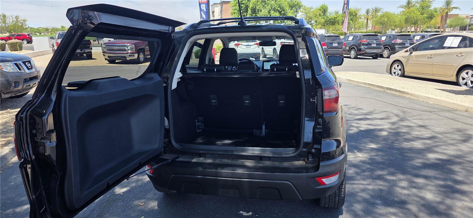 Used 2018 Ford EcoSport SES w/ SES Cold Weather Package AWD/4WD image 10