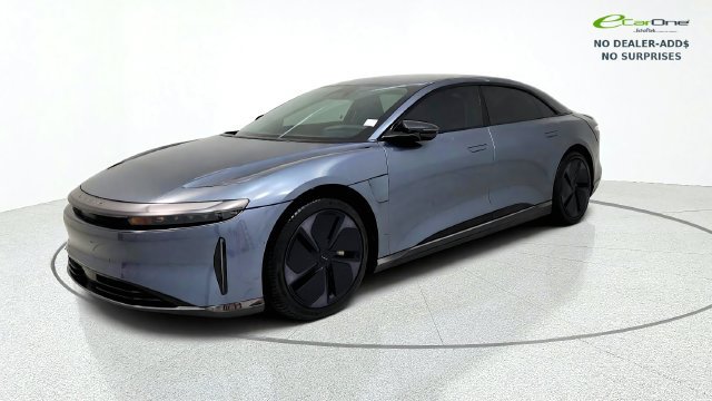 Used 2025 Lucid Air Pure RWD image 3