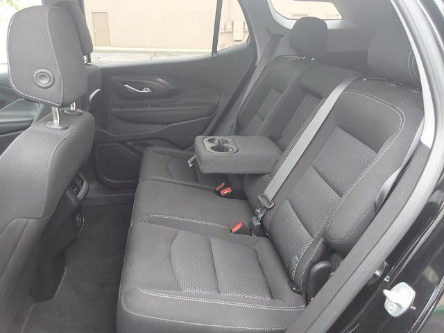 Used 2023 GMC Terrain SLE w/ Driver Convenience Package AWD/4WD image 14