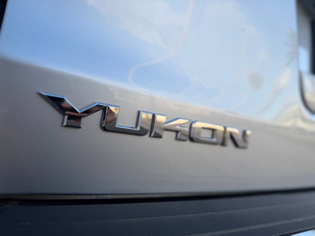 Used 2017 GMC Yukon Denali w/ Open Road Package image 9