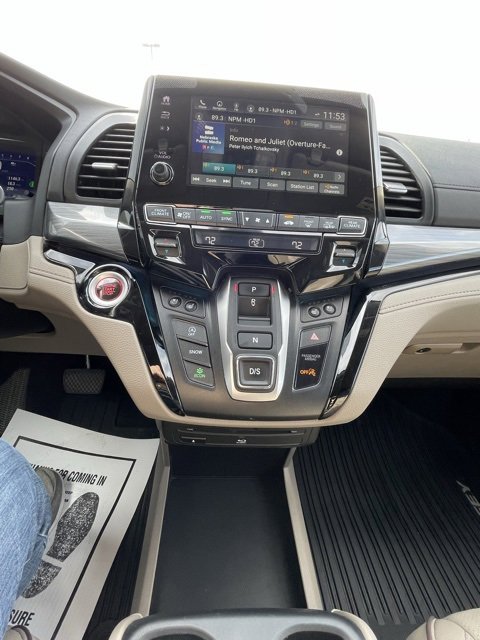 Used 2023 Honda Odyssey Elite image 23