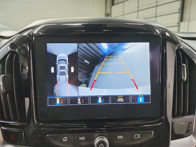 Used 2023 Chevrolet Traverse Premier image 31