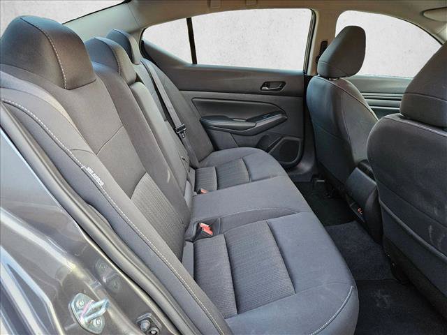 Used 2025 Nissan Altima 2.5 SV FWD image 16