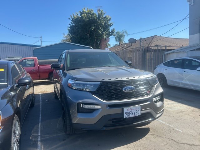 Used 2022 Ford Explorer ST w/ ST Street Pack image 2
