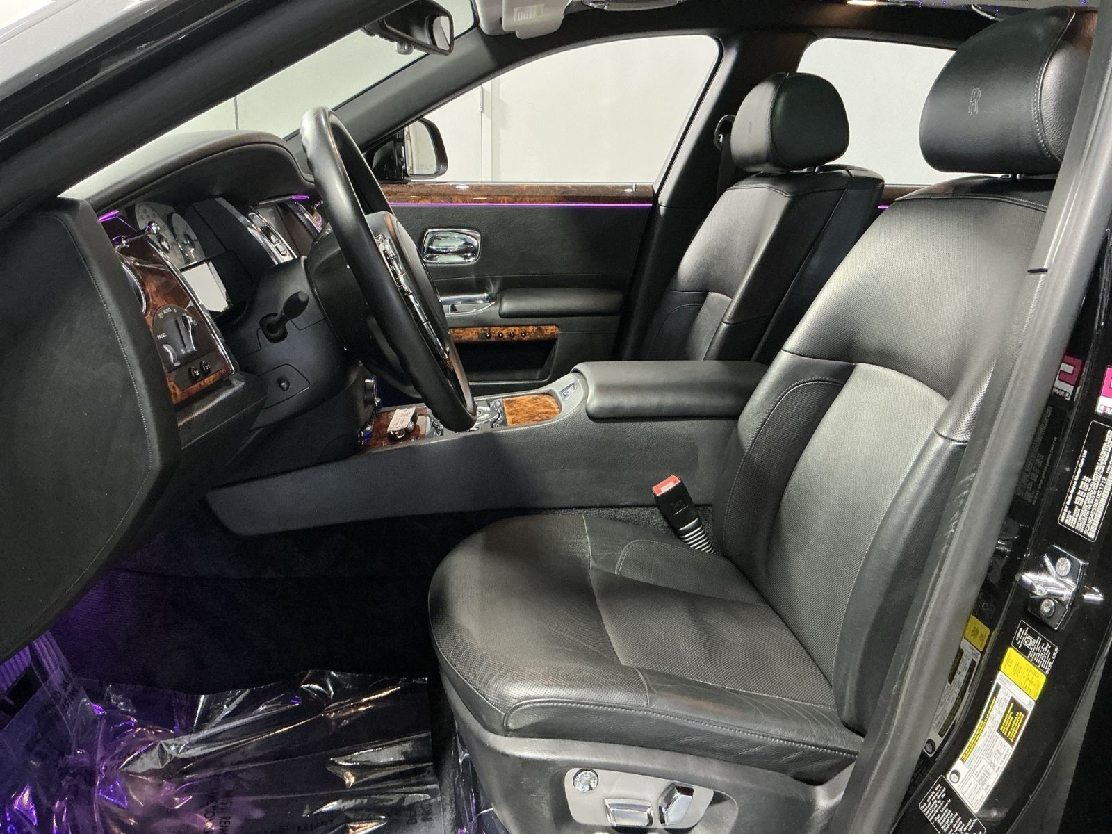 Used 2013 Rolls-Royce Ghost RWD image 14