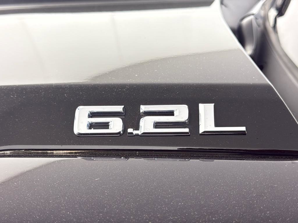 Used 2024 Chevrolet Silverado 1500 ZR2 image 10
